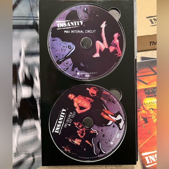 INSANITY - 60 Day Total Body Conditioning - 13 DVD Set - VGC - Missing Meal Plan - Picture 4 of 8